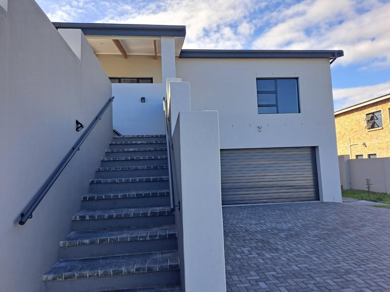 4 Bedroom Property for Sale in Pearly Beach Western Cape